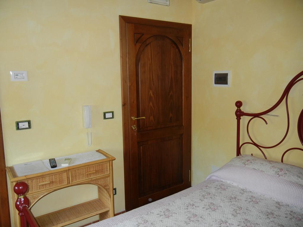 La Colombarola Agriturismo Farneto Exterior foto